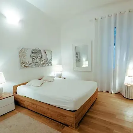 Vatican For 7 People Apartment